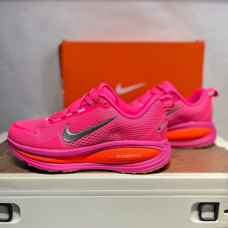 나이키 보메로 18 남녀 로드 러닝화