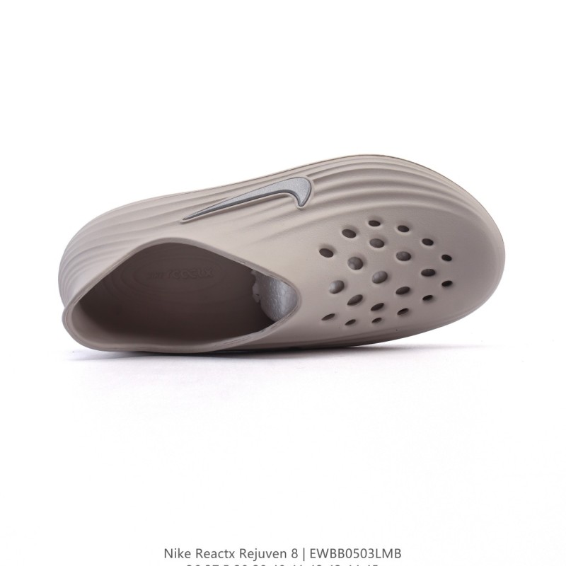 나이키 리액트X 리바이벌 8  러닝화