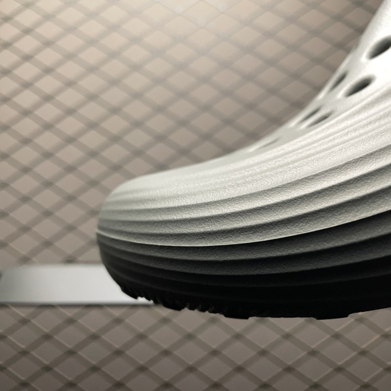 나이키 리액트X 리바이벌 8  러닝화