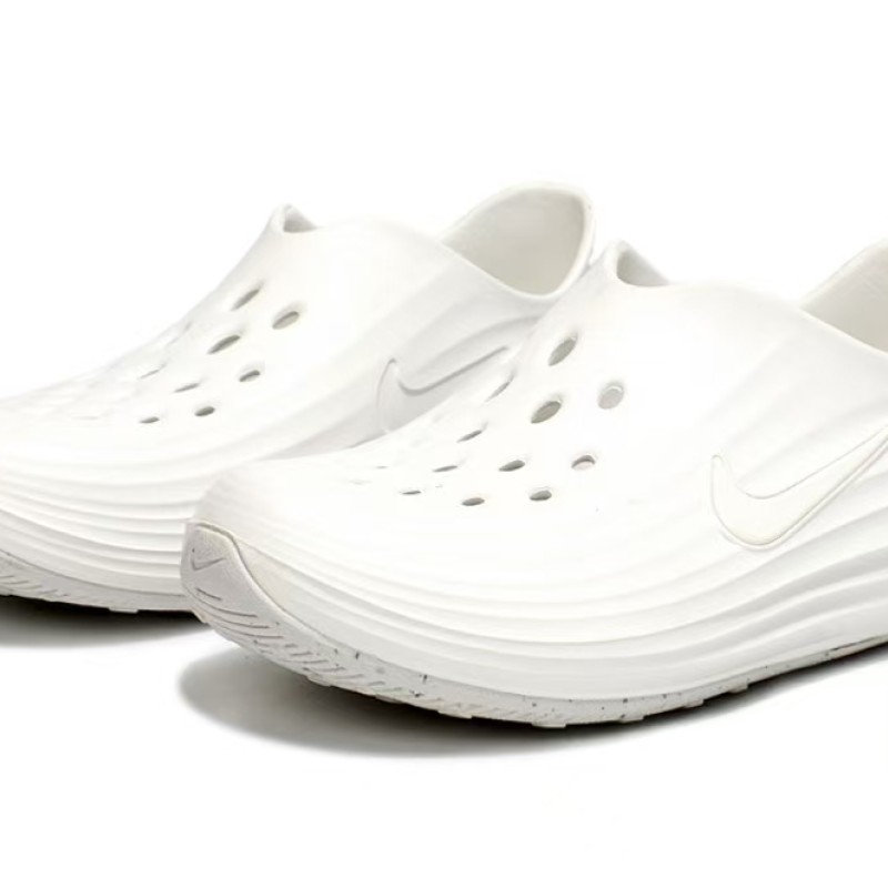 나이키 리액트X 리바이벌 8  러닝화