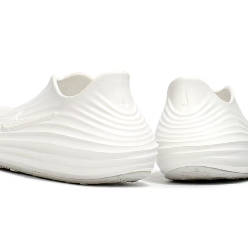 나이키 리액트X 리바이벌 8  러닝화