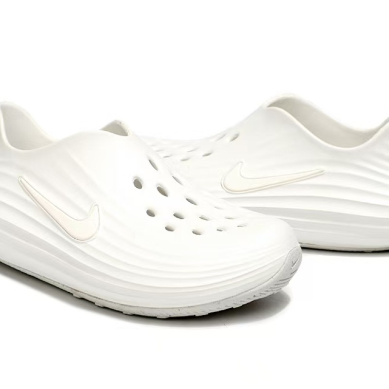 나이키 리액트X 리바이벌 8  러닝화