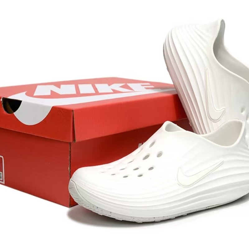 나이키 리액트X 리바이벌 8  러닝화