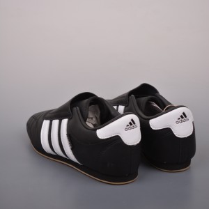 아디다스 오리지널 태권도 로우 러닝화