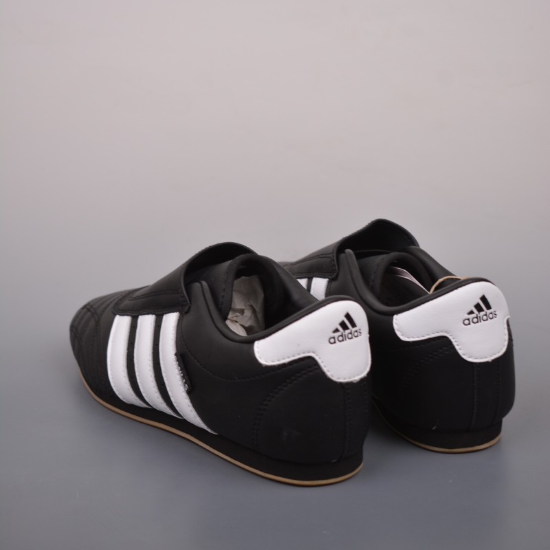 아디다스 오리지널 태권도 로우 러닝화