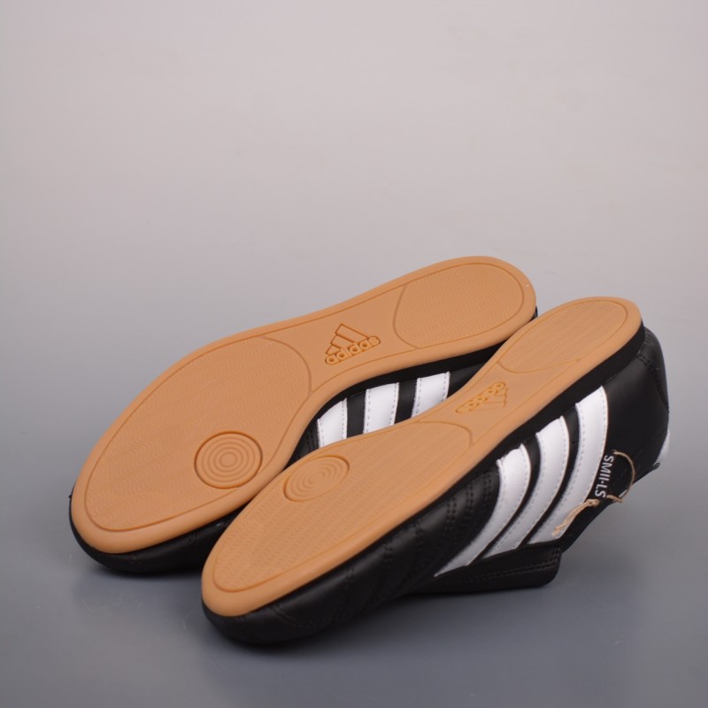 아디다스 오리지널 태권도 로우 러닝화