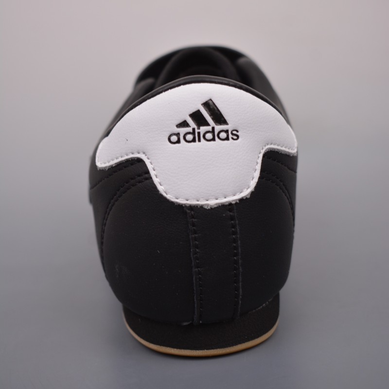아디다스 오리지널 태권도 로우 러닝화