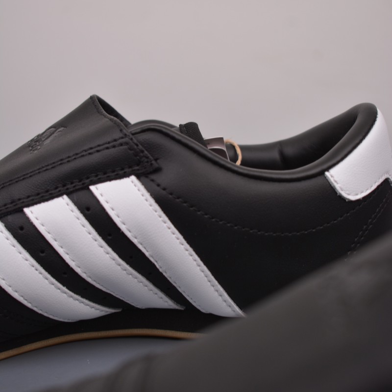 아디다스 오리지널 태권도 로우 러닝화