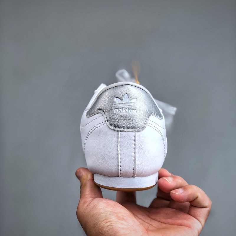 아디다스 오리지널 태권도 로우 러닝화