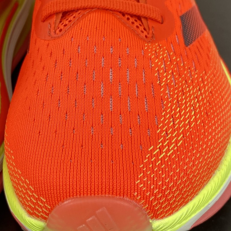 아디다스 초신성 러닝화