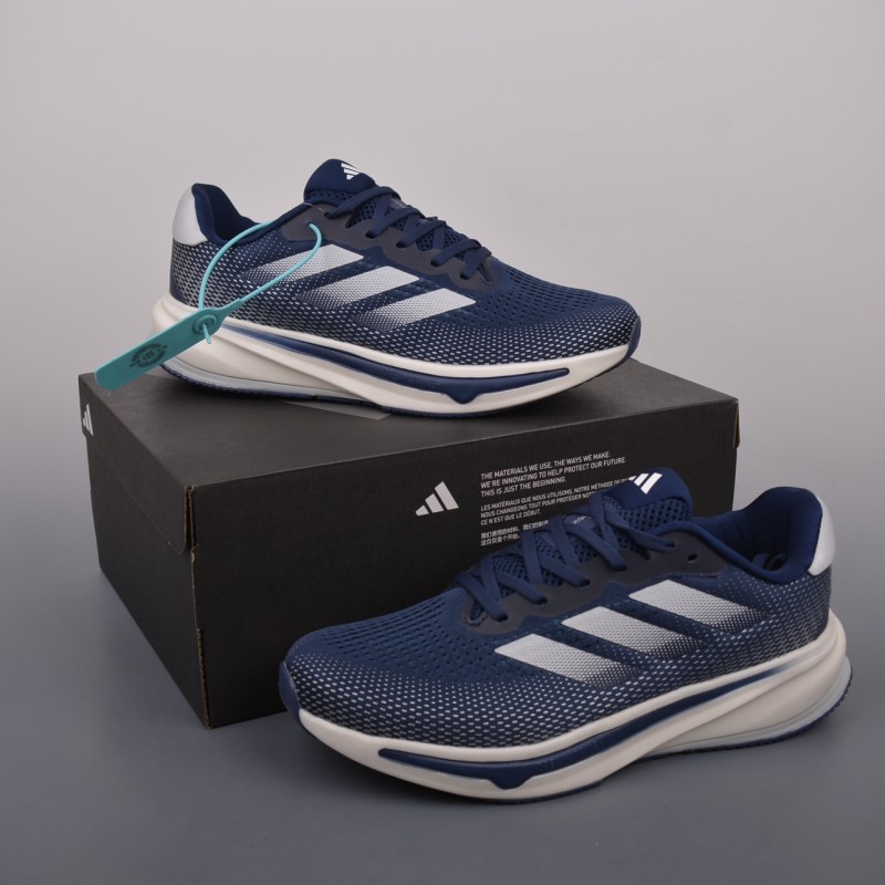 아디다스 초신성 러닝화