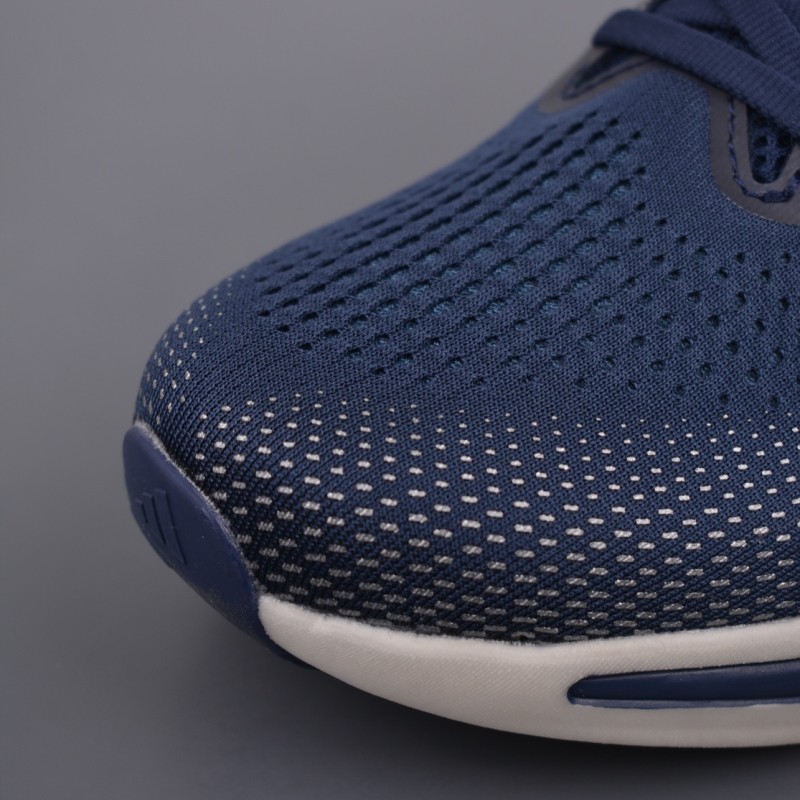 아디다스 초신성 러닝화