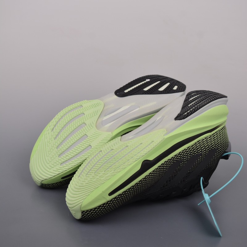 아디다스 초신성 러닝화