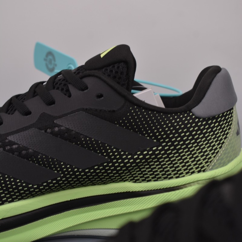 아디다스 초신성 러닝화