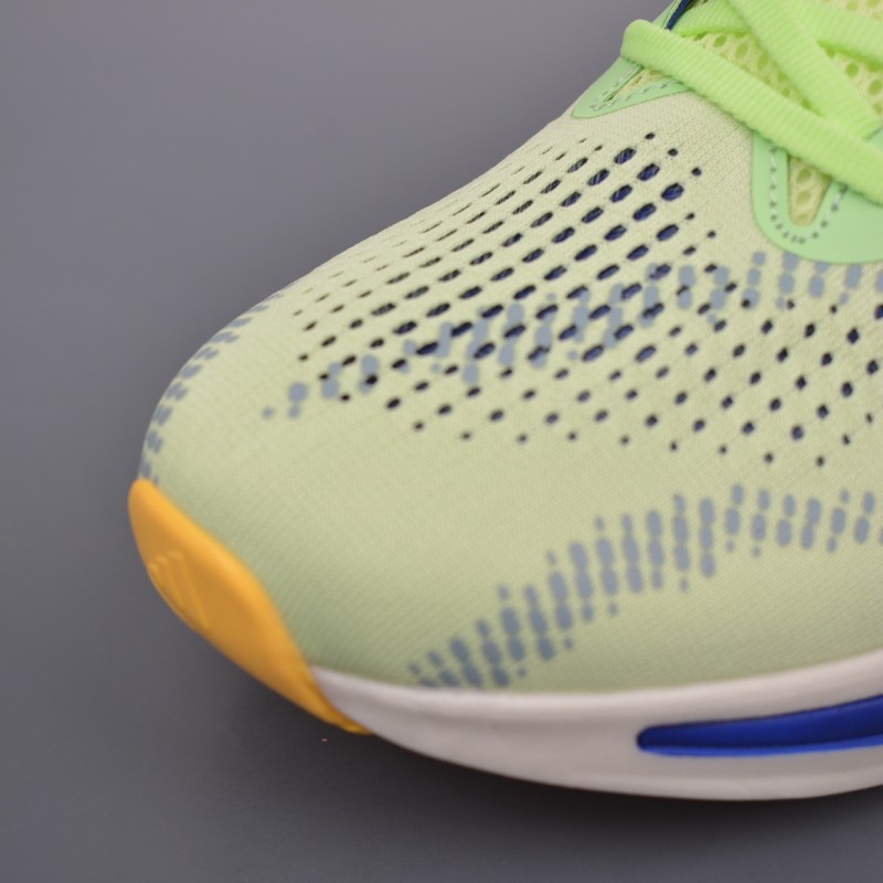 아디다스 초신성 러닝화