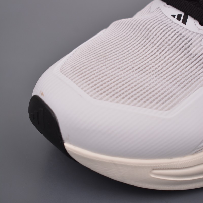 아디다스 초신성 러닝화