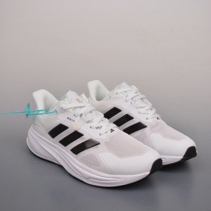 아디다스 초신성 러닝화