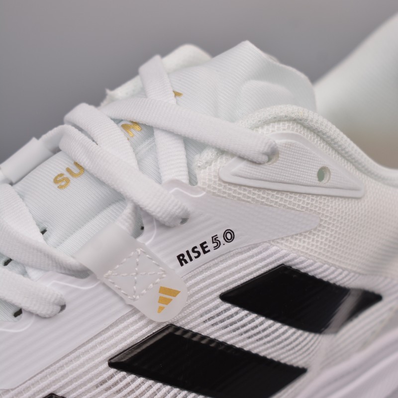 아디다스 초신성 러닝화