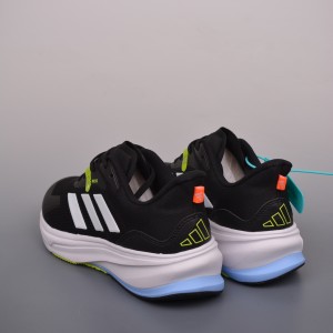 아디다스 초신성 러닝화