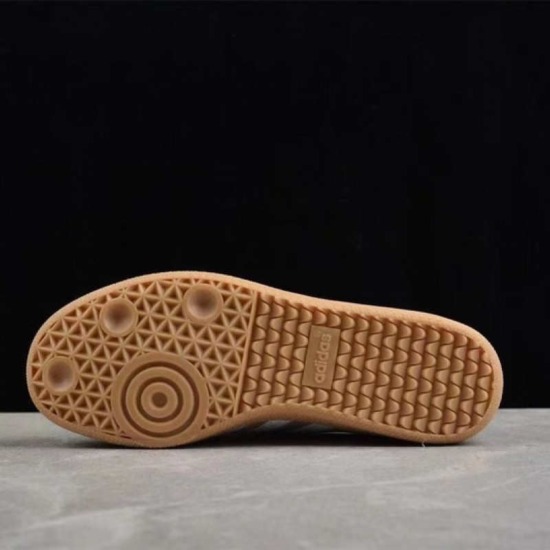 아디다스 웨일즈 보너 x 광고 삼바 OG END IE6523