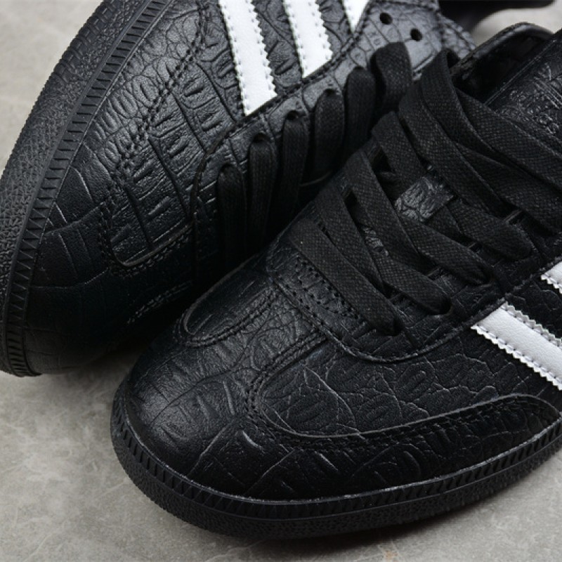 아디다스 웨일즈 보너 x 광고 삼바 OG END IE912011