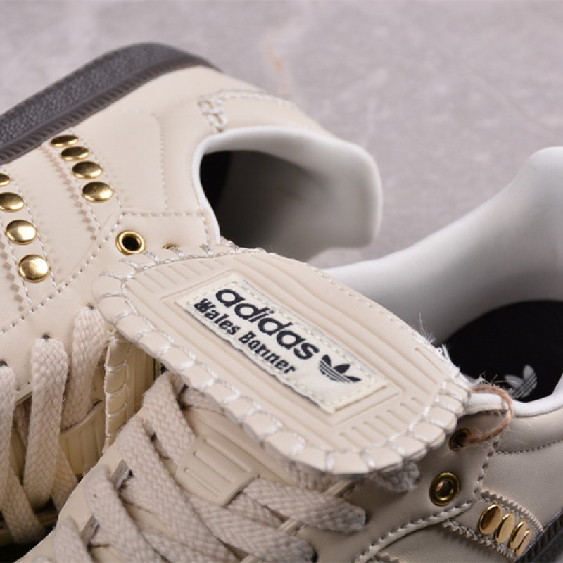 아디다스 웨일즈 보너 x 광고 삼바 OG END Ig4304