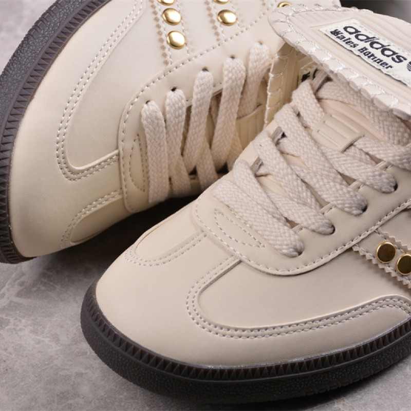 아디다스 웨일즈 보너 x 광고 삼바 OG END Ig4304