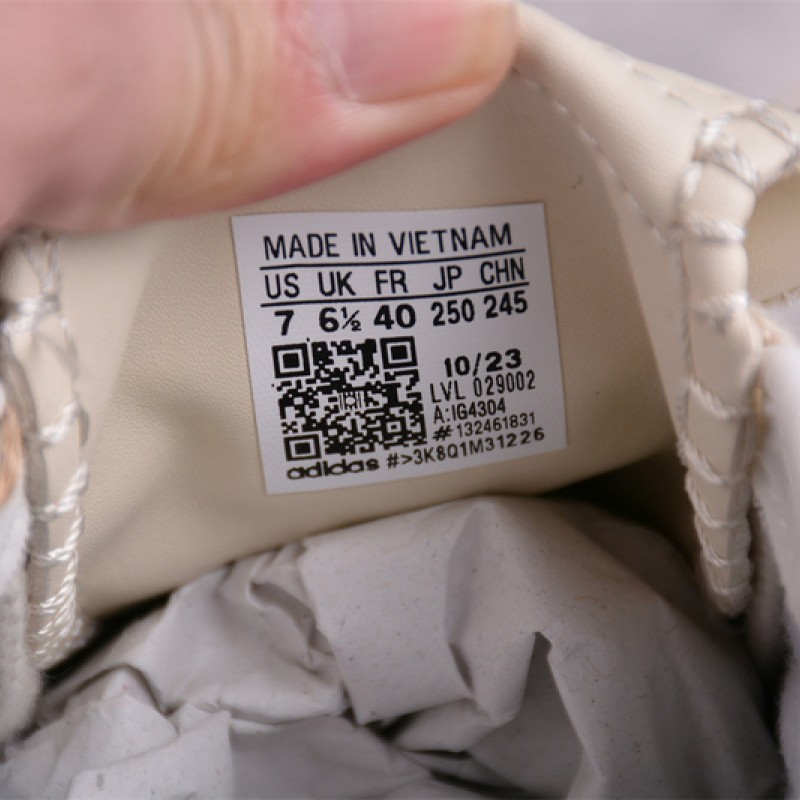 아디다스 웨일즈 보너 x 광고 삼바 OG END Ig4304