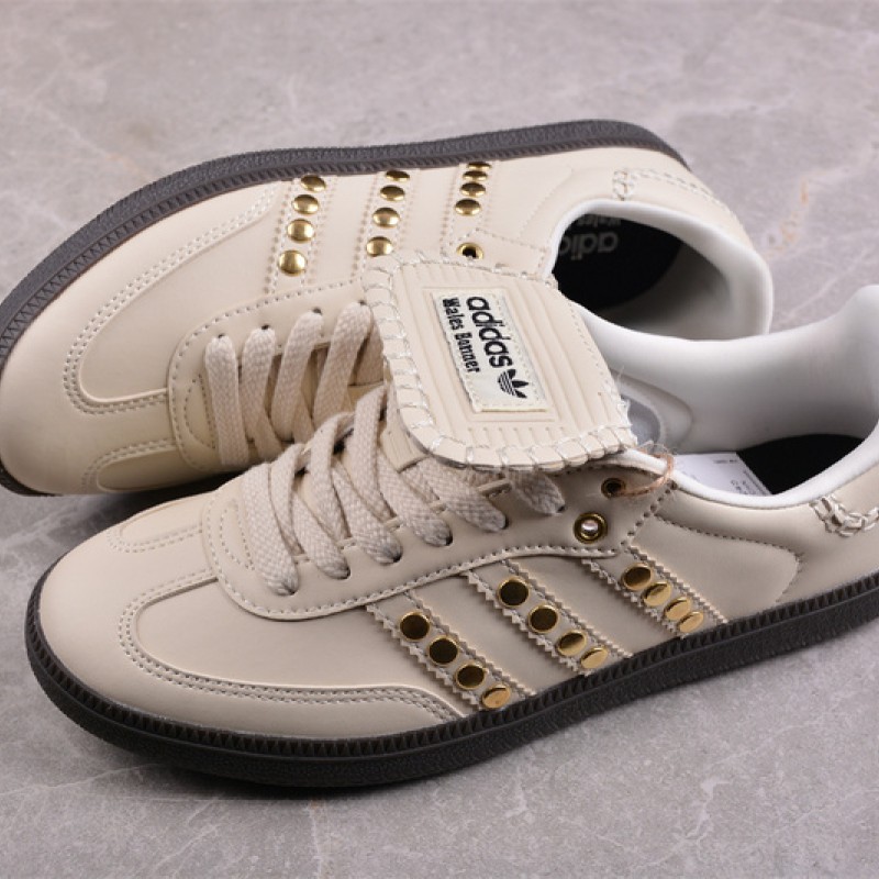 아디다스 웨일즈 보너 x 광고 삼바 OG END Ig4304