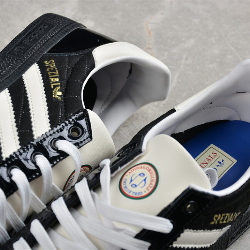 아디다스 웨일즈 보너 x 광고 삼바 OG END JP566910