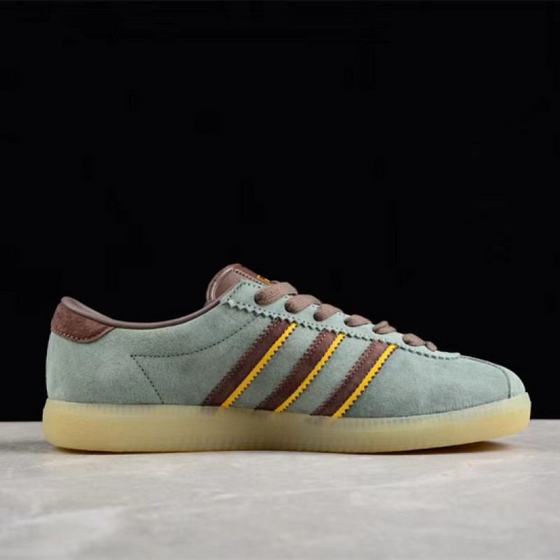 아디다스 오리지널 스카프 라스트 프론티어 삼바 ID2782