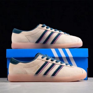 아디다스 오리지널 스카프 라스트 프론티어 삼바 ID2783