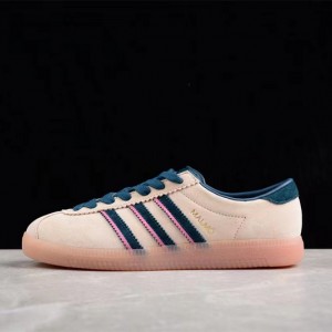 아디다스 오리지널 스카프 라스트 프론티어 삼바 ID2783