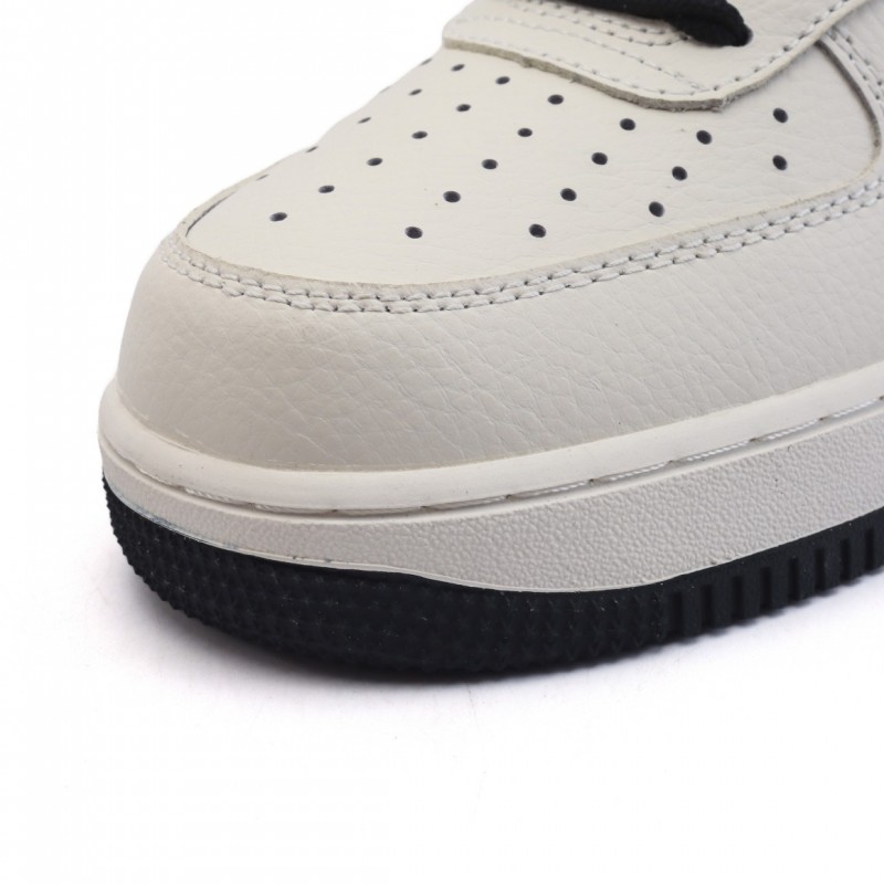 나이키 에어포스1 07 로우 남성 여성 운동화