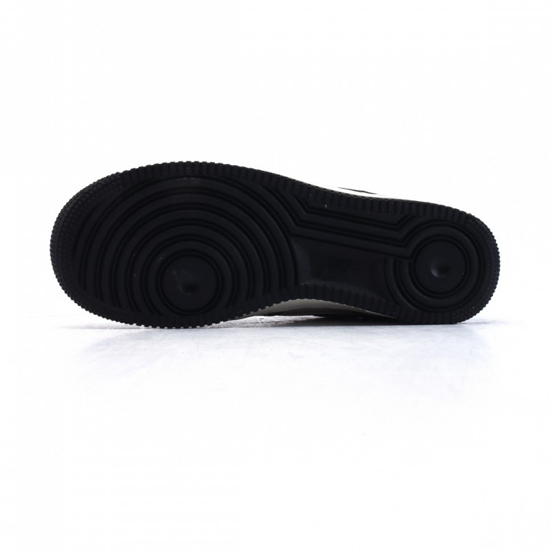 나이키 에어포스1 07 로우 남성 여성 운동화