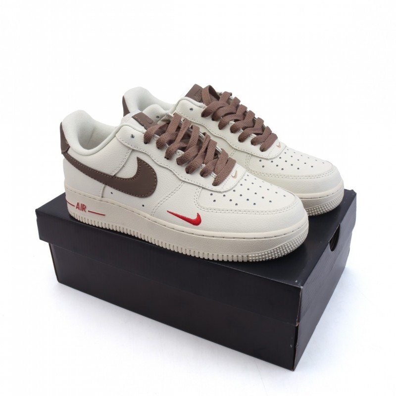 나이키 에어포스1 07 로우 남성 여성 운동화