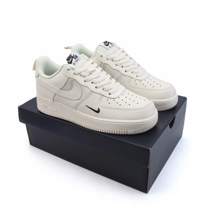 나이키 에어포스1 07 로우 남성 여성 운동화