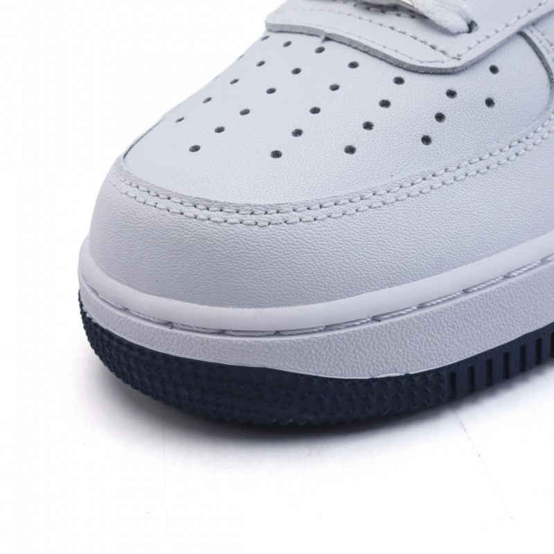 나이키 에어포스1 07 로우 남성 여성 운동화