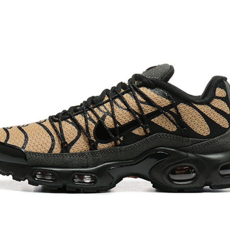 나이키 에어 맥스 플러스 유틸리티 FD0670-200