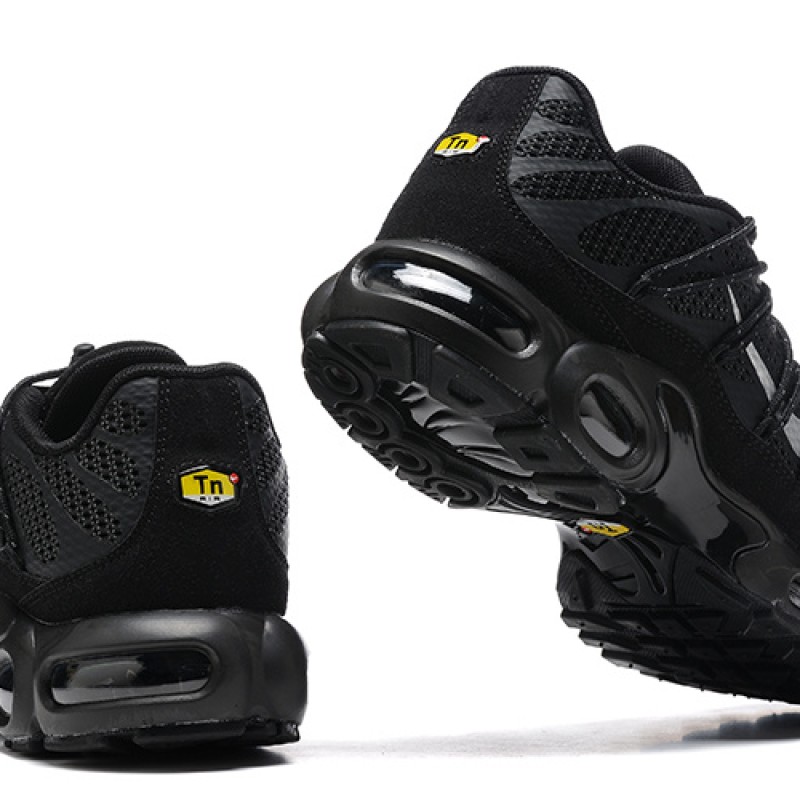 나이키 에어 맥스 플러스 유틸리티 FN3488-100