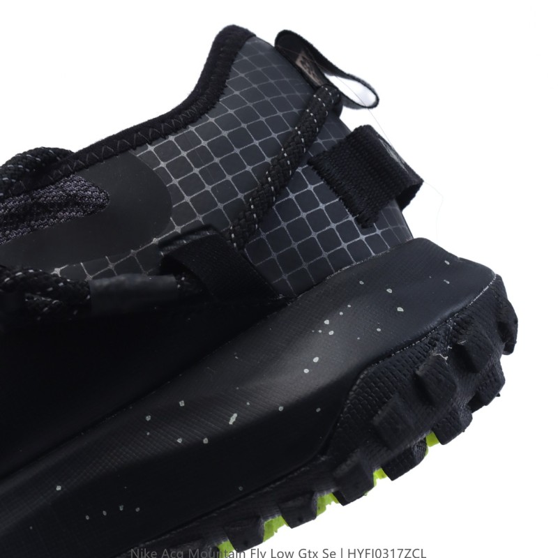 나이키 ACG 마운틴 플라이 로우