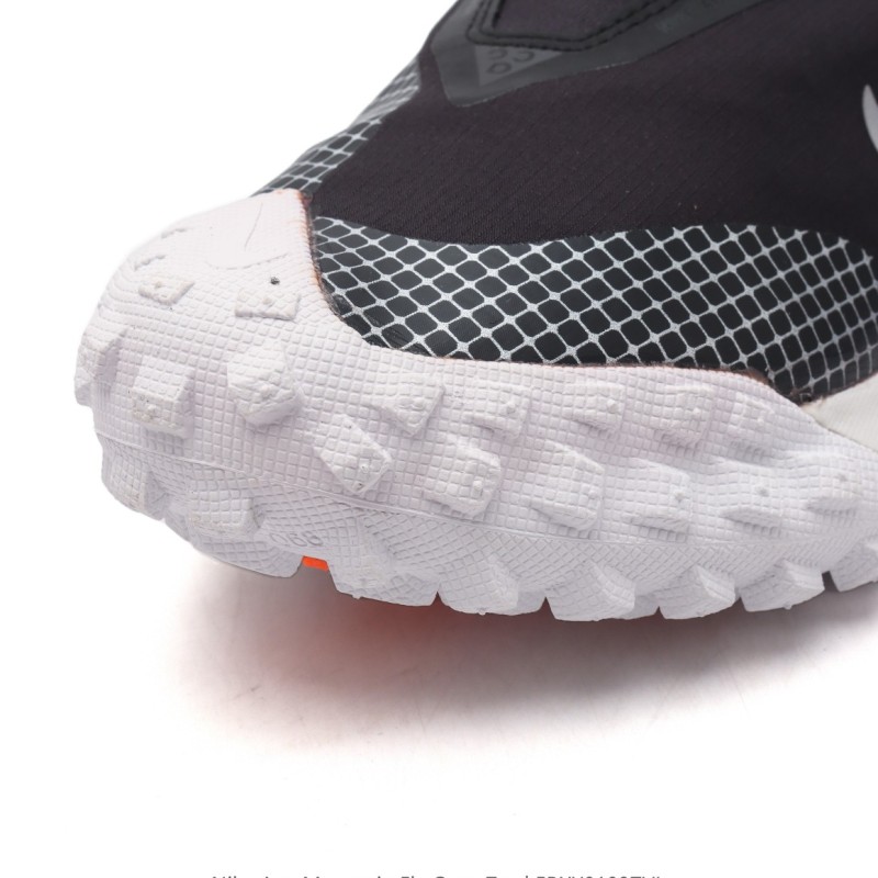 나이키 ACG 마운틴 플라이 로우