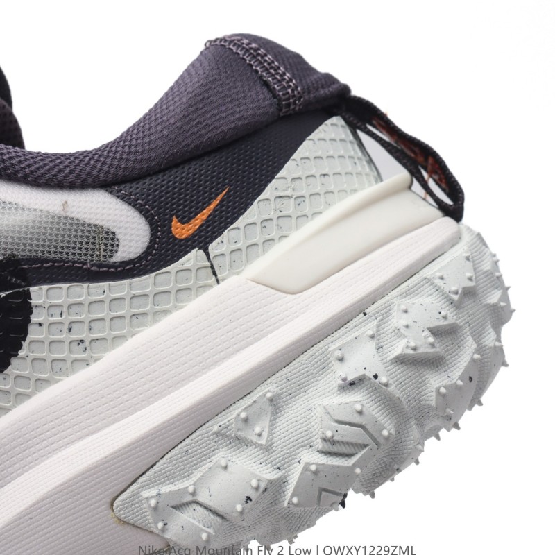 나이키 ACG 마운틴 플라이 로우