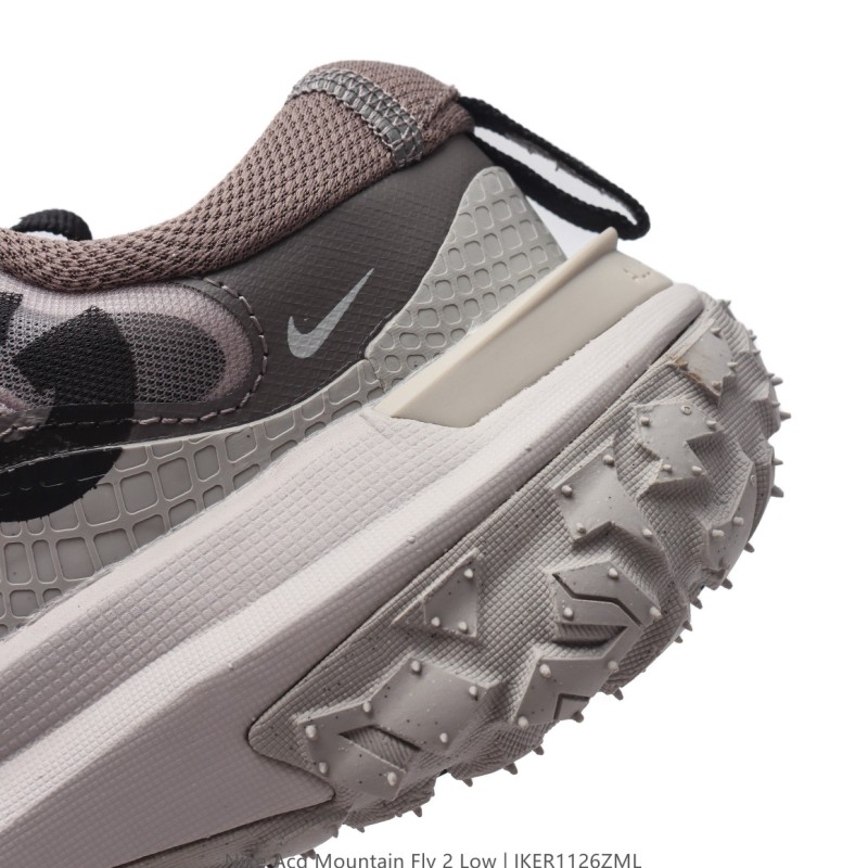 나이키 ACG 마운틴 플라이 로우