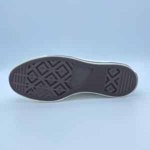 컨버스 척테일러 올스타 클래식 하이 캔버스 스니커즈 162050C