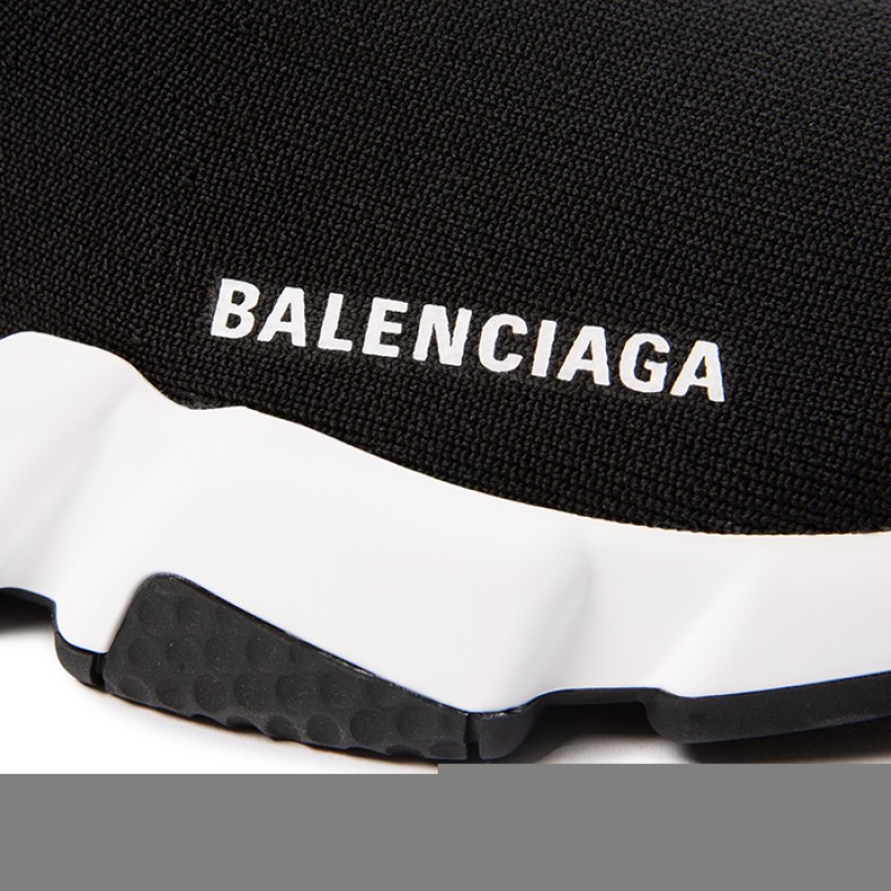 발렌시아가 스피드러너 블랙 스니커즈