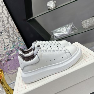 [알렉산더맥퀸] 남성 여성 오버솔 스니커즈