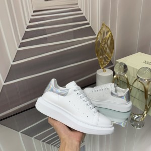 [알렉산더맥퀸] 남성 여성 오버솔 스니커즈