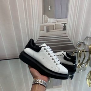 [알렉산더맥퀸] 남성 여성 오버솔 스니커즈