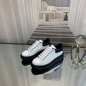 [알렉산더맥퀸] 남성 여성 오버솔 스니커즈